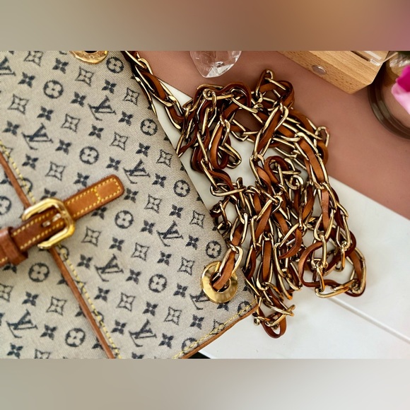 Louis Vuitton Grey/Navy Monogram Mini Lin Camille Crossbody Chain Flap Bag - Picture 8 of 14